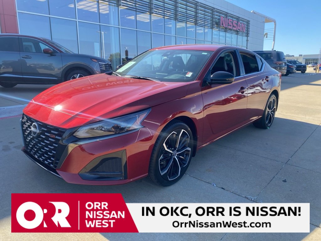 Used 2024 Nissan Altima 2.5 SR