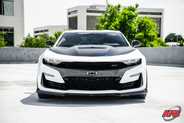 Used 2019 Chevrolet Camaro SS RWD image 16