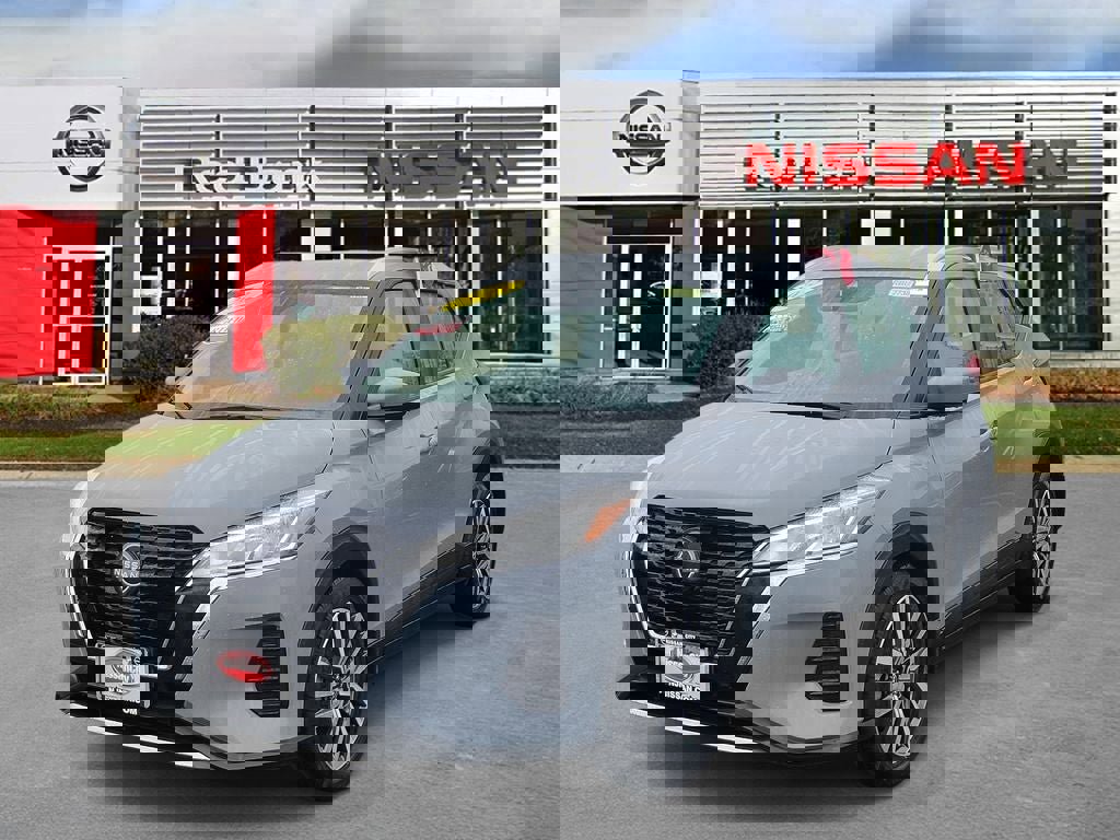 Certified 2023 Nissan Kicks SV image 2