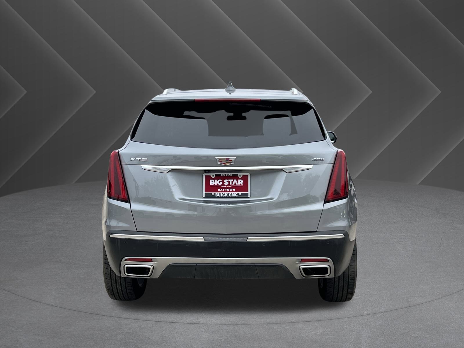 Used 2025 Cadillac XT5 Premium Luxury image 3