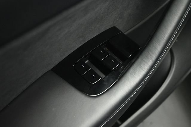 Used 2020 Tesla Model Y Long Range AWD/4WD image 47