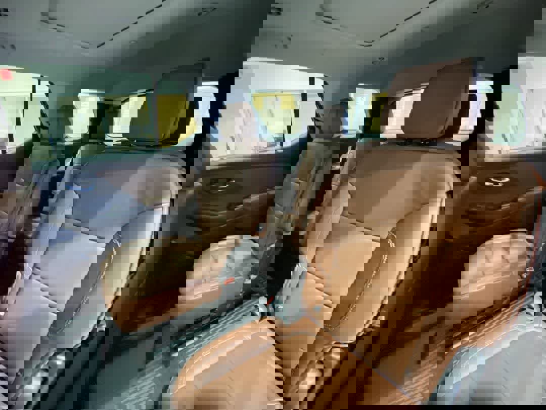 Used 2019 Chevrolet Traverse High Country image 25