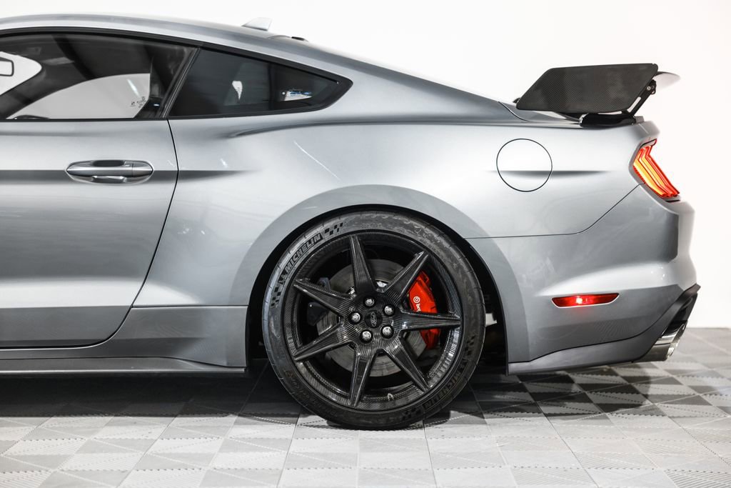 Used 2020 Ford Mustang Shelby GT500 w/ Carbon Fiber Track Pack image 14