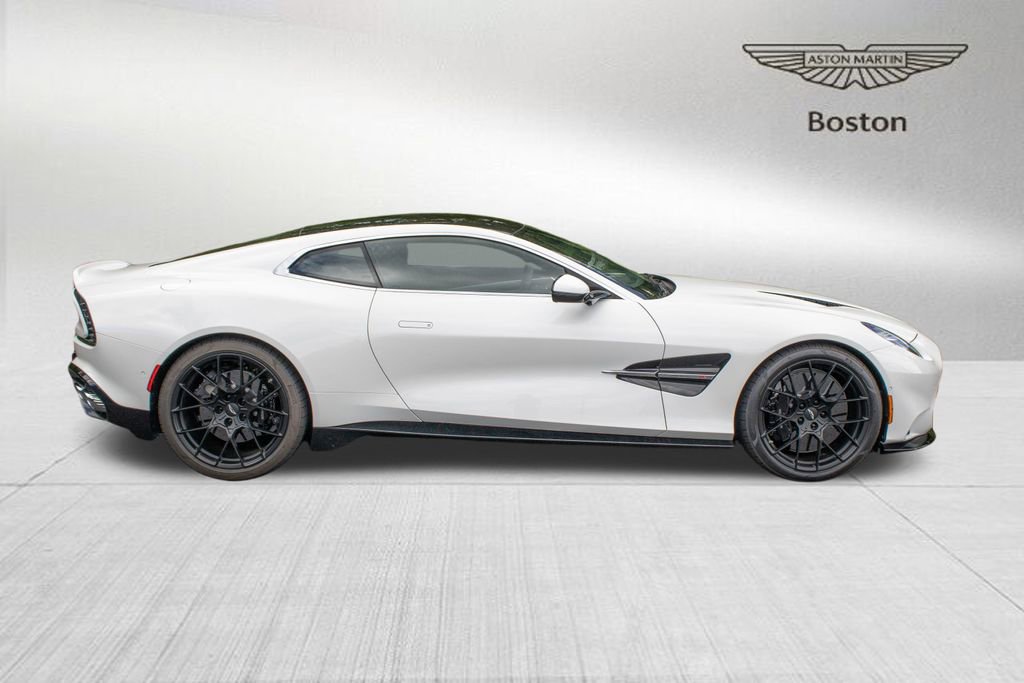New 2025 Aston Martin Vanquish image 5