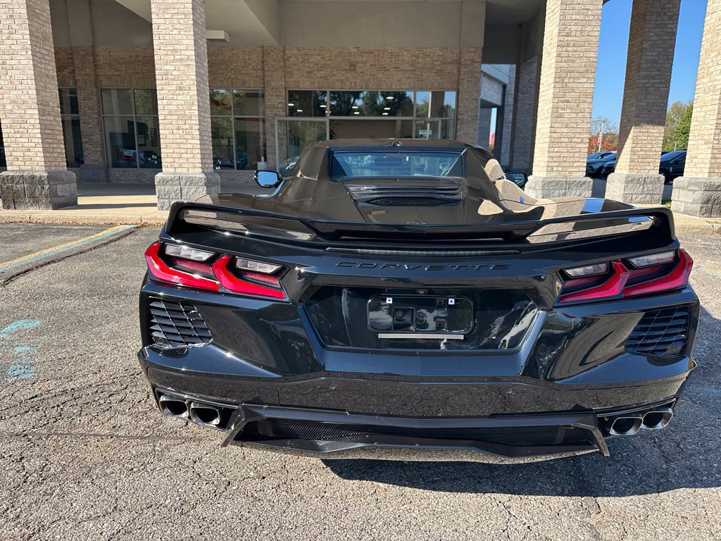 Used 2024 Chevrolet Corvette Stingray Convertible w/ Z51 Performance Package RWD image 26