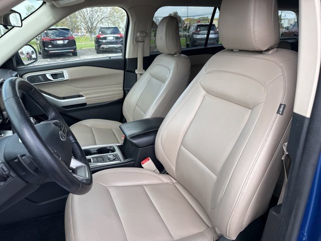 Used 2021 Ford Explorer XLT w/ Equipment Group 202A image 28