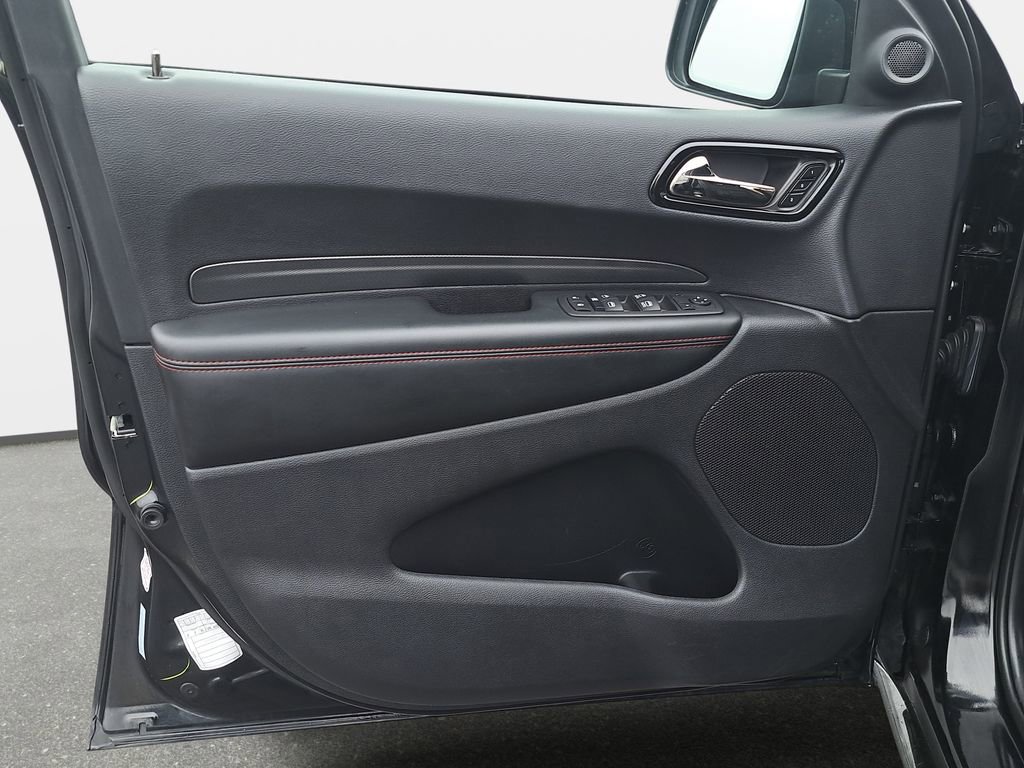 Certified 2025 Dodge Durango GT image 31