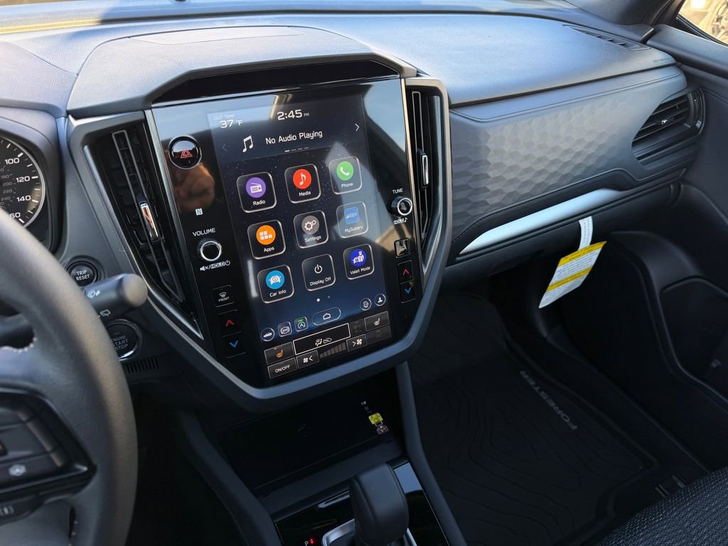 Used 2025 Subaru Forester Premium image 21