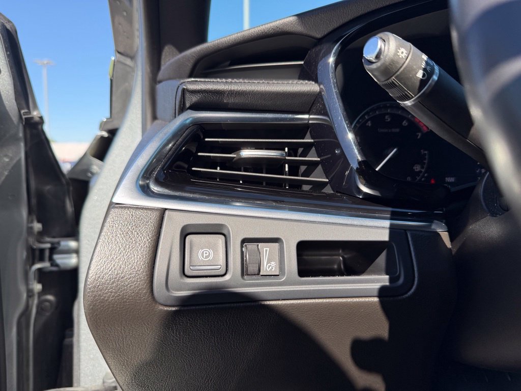 Certified 2023 Cadillac XT6 Luxury AWD/4WD image 20