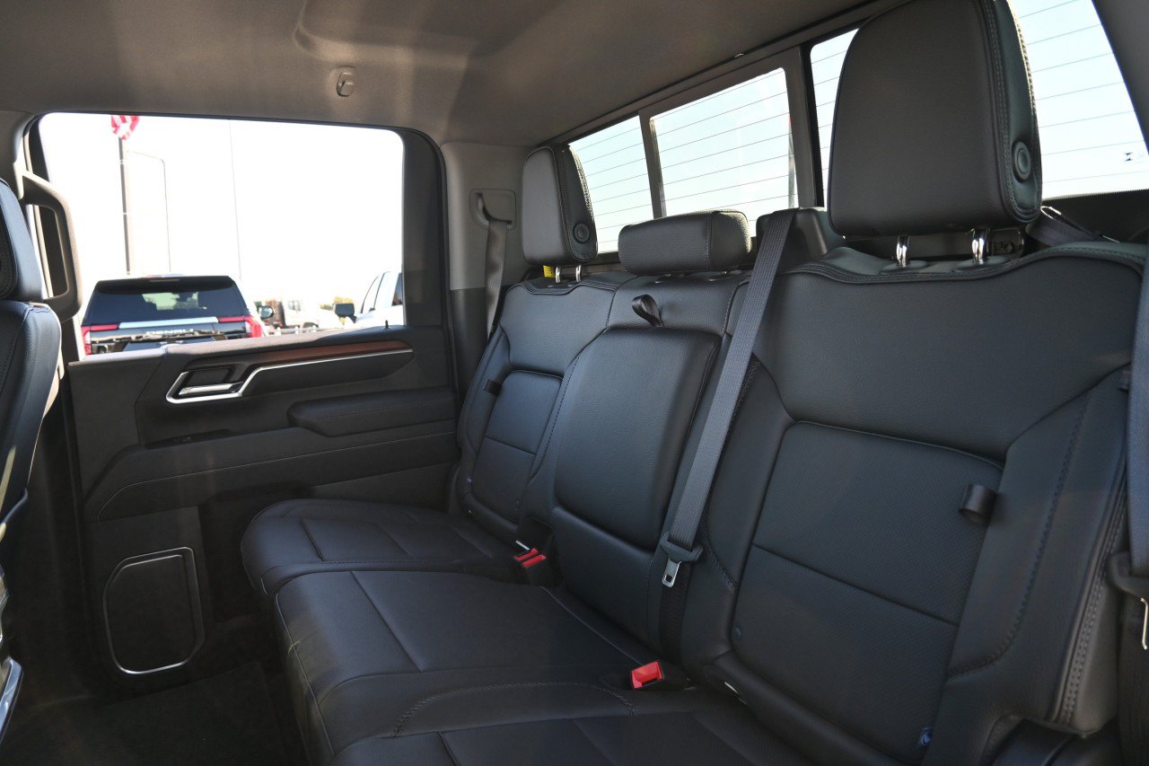 Certified 2025 GMC Sierra 2500 Denali AWD/4WD image 20