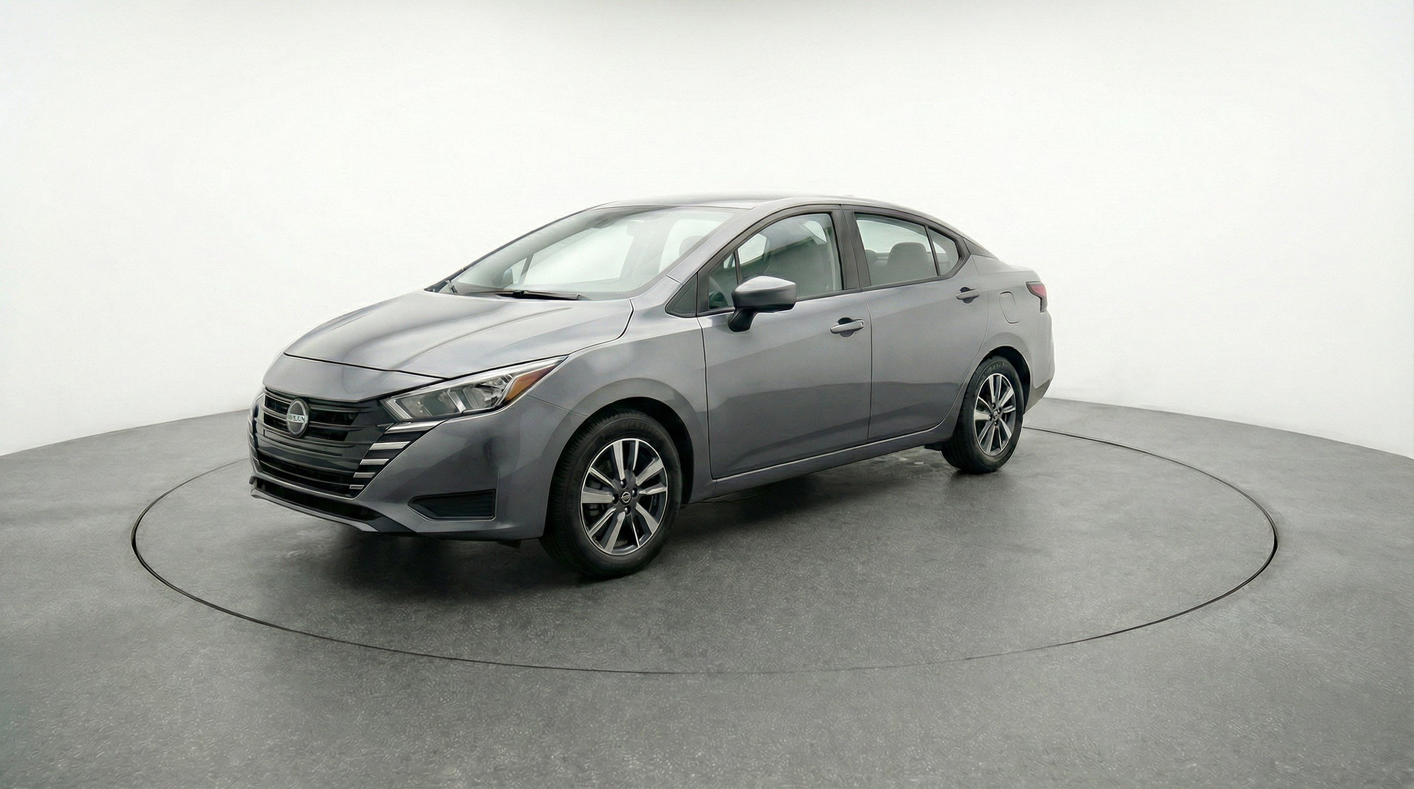 Used 2025 Nissan Versa SV FWD image 3