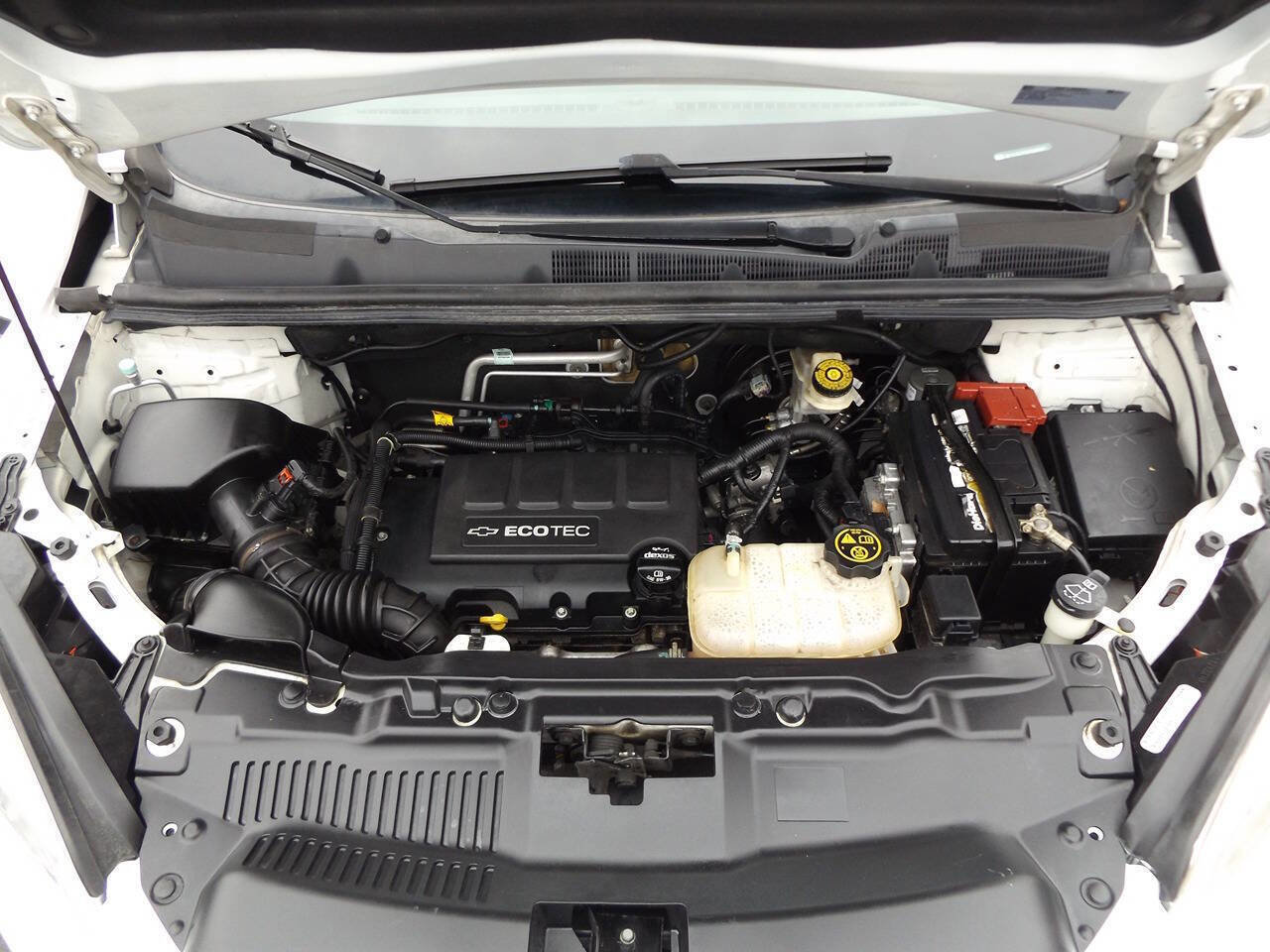 Used 2016 Chevrolet Trax LT w/ LT Sun and Sound Package image 31