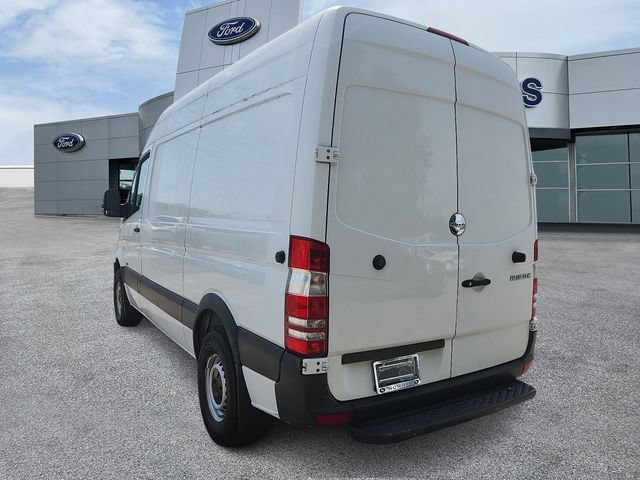 Used 2012 Freightliner Sprinter 2500 RWD image 3