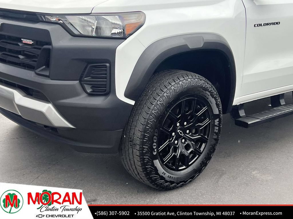 Certified 2025 Chevrolet Colorado Trail Boss AWD/4WD image 10