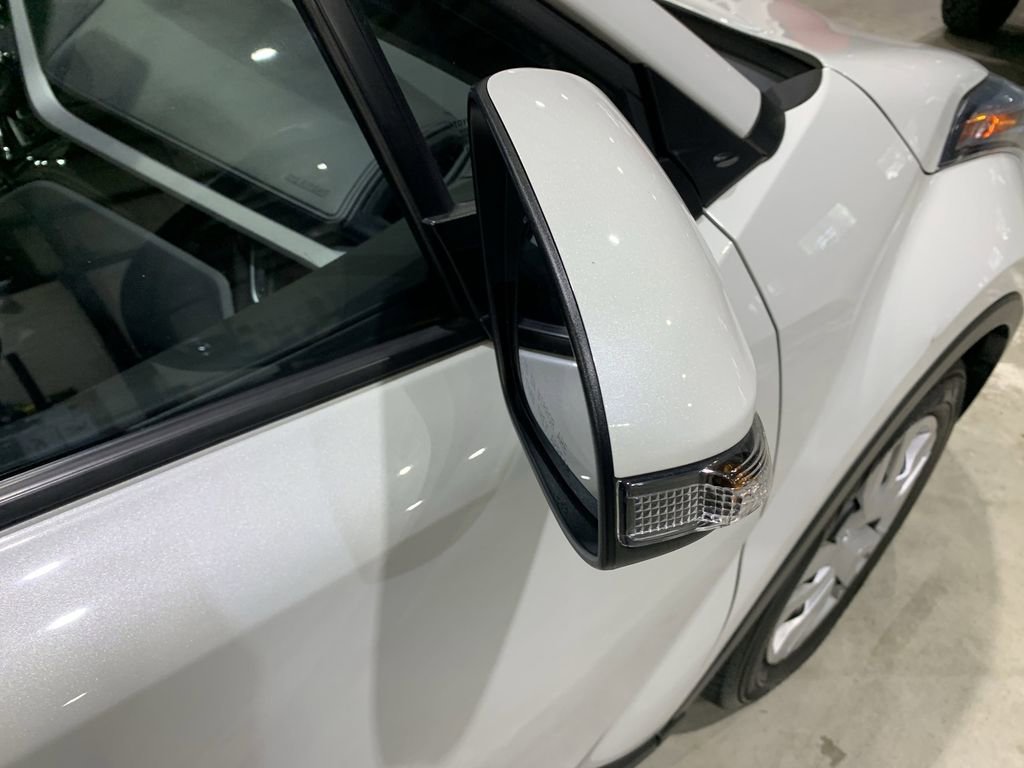 Used 2021 Toyota C-HR LE image 22