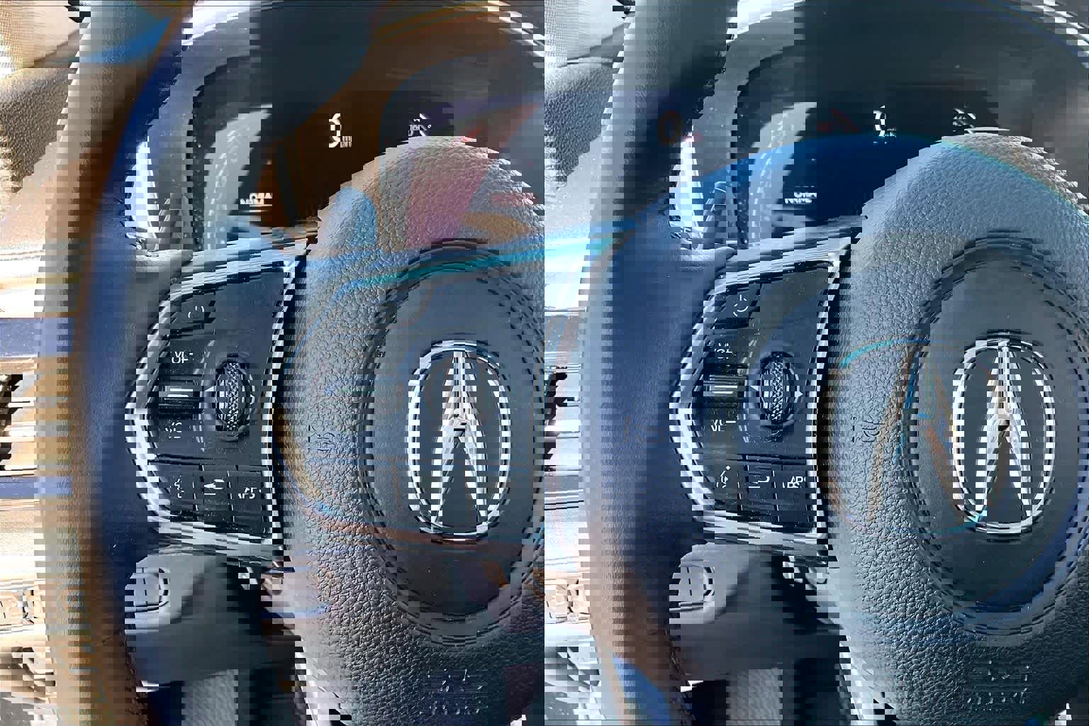 Used 2023 Acura MDX SH-AWD w/ Technology Package image 23