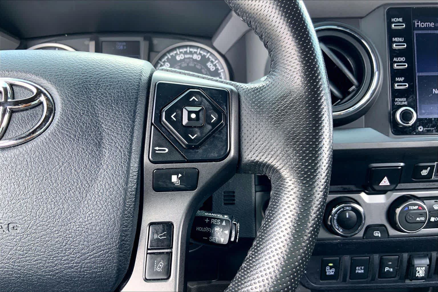 Used 2020 Toyota Tacoma TRD Sport w/ TRD Premium Sport Package AWD/4WD image 24