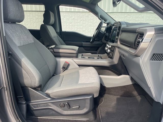 Used 2022 Ford F150 XLT w/ Equipment Group 302A High image 17