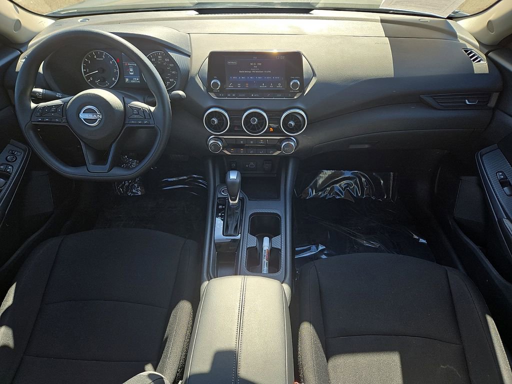 Used 2025 Nissan Sentra S image 15