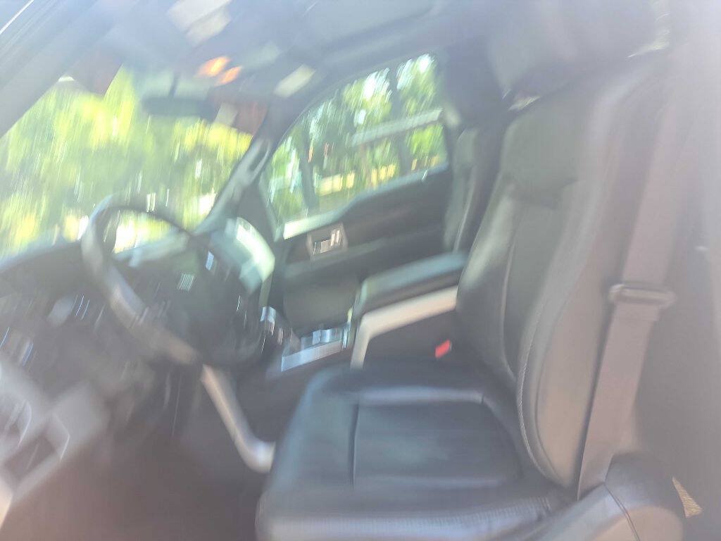 Used 2014 Ford F150 Lariat w/ Equipment Group 502A Luxury AWD/4WD image 25