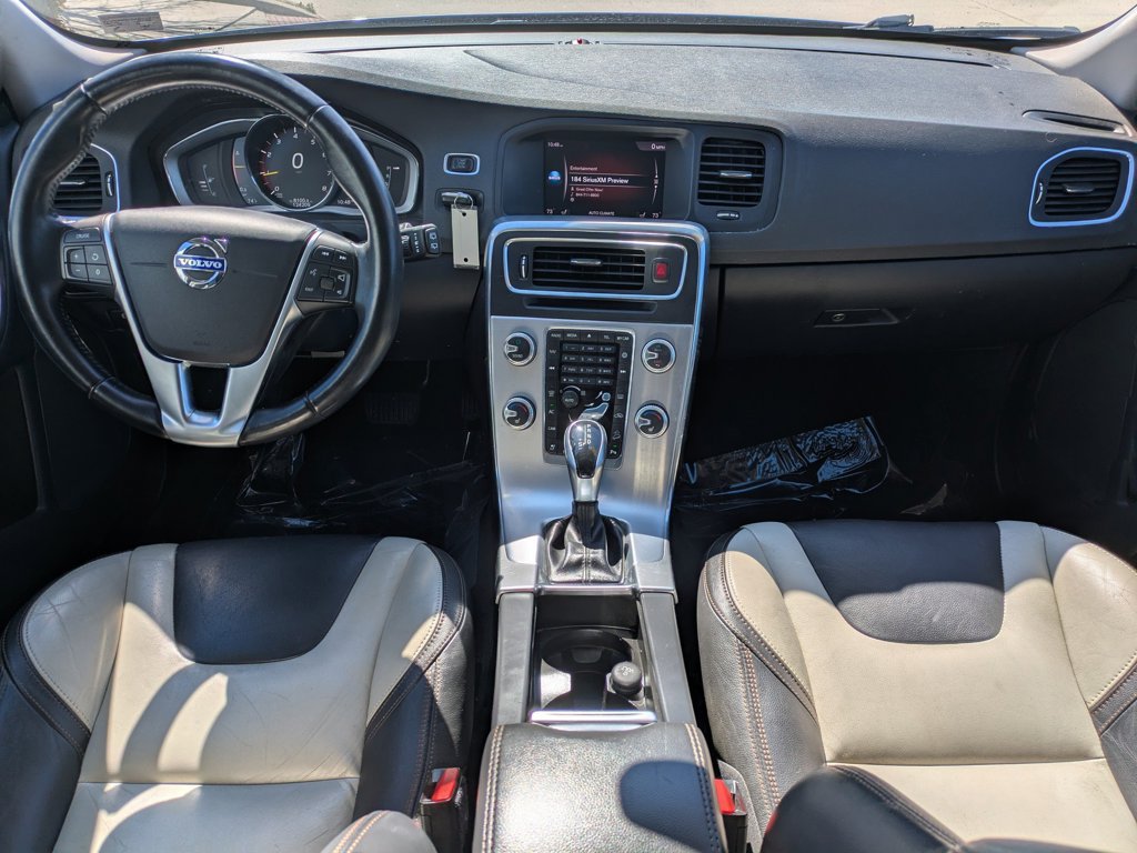 Used 2018 Volvo V60 T5 Cross Country AWD/4WD image 15