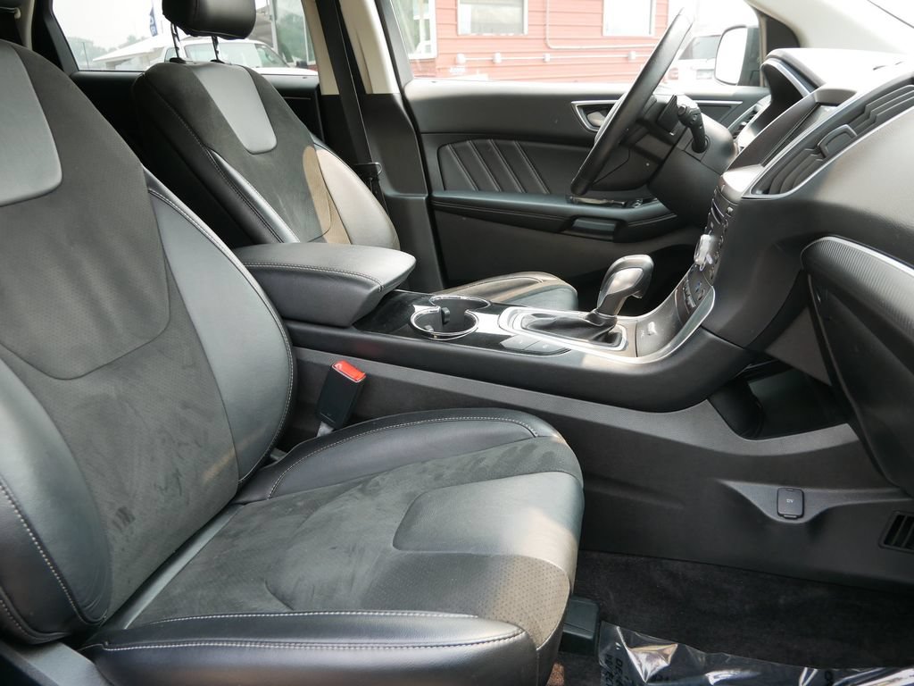 Used 2017 Ford Edge Sport w/ Equipment Group 401A AWD/4WD image 10