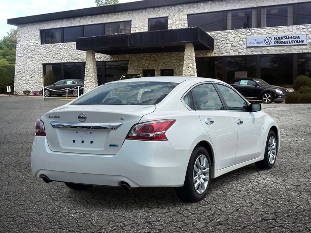 Used 2013 Nissan Altima 2.5 S FWD image 5