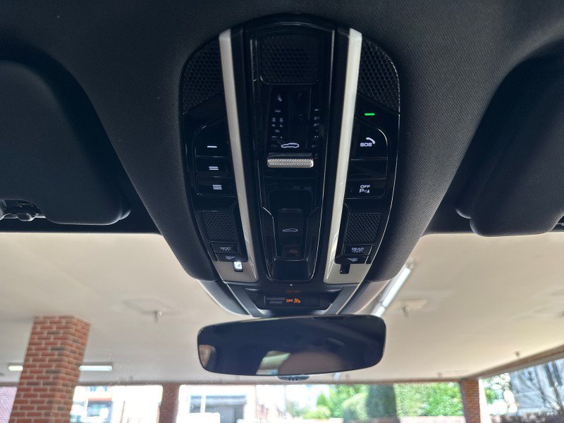 Used 2019 Porsche Cayenne AWD/4WD image 28