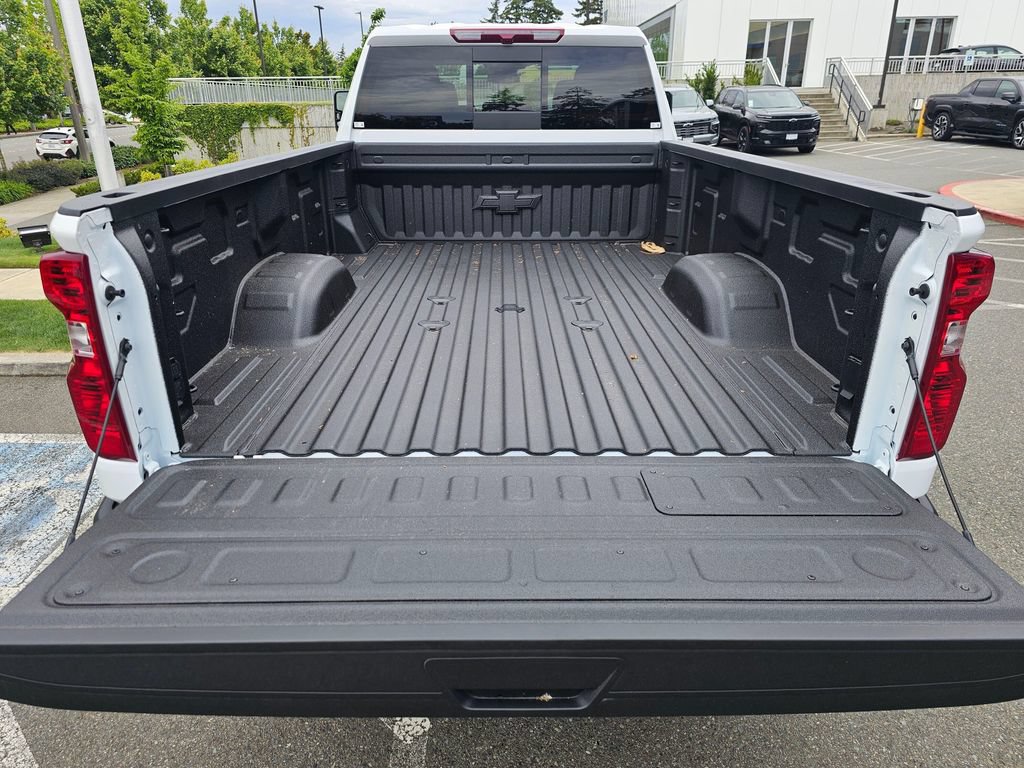New 2026 Chevrolet Silverado 3500 LT w/ All Star Edition AWD/4WD image 13