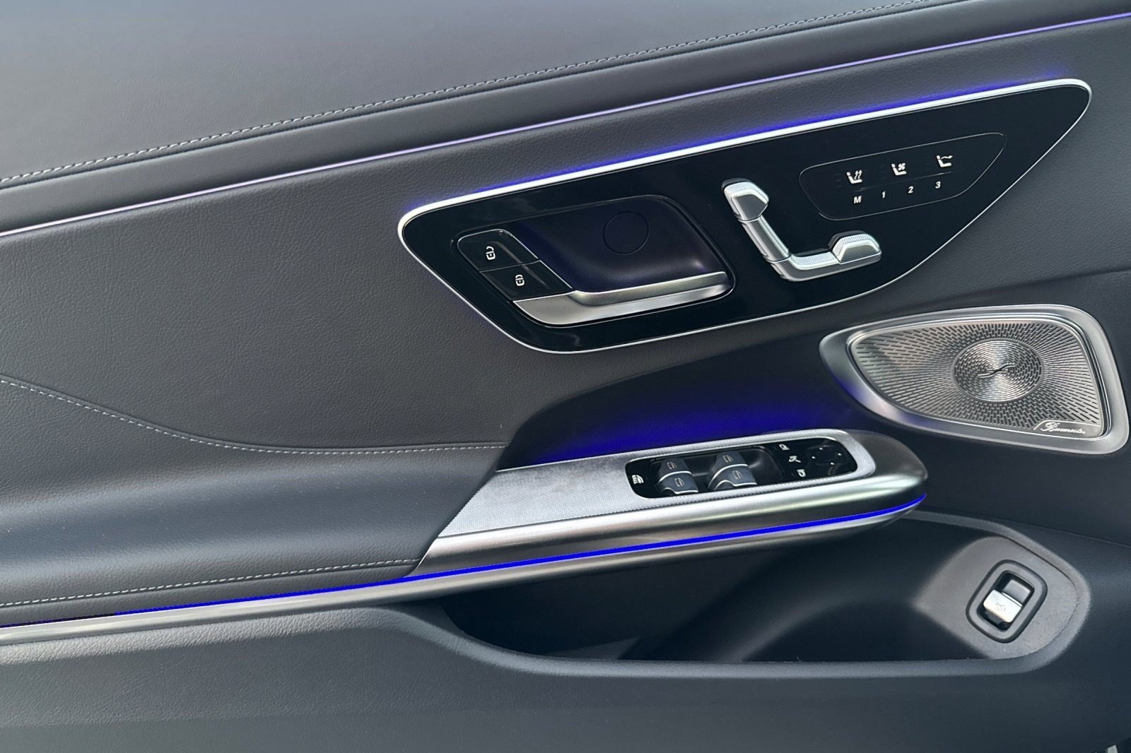 New 2026 Mercedes-Benz CLE 300 4MATIC Cabriolet image 13