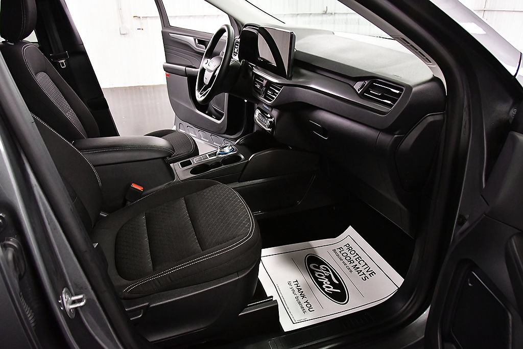 Used 2024 Ford Escape Active w/ Tech Pack #1 AWD/4WD image 28