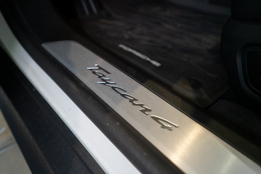New 2025 Porsche Taycan image 24