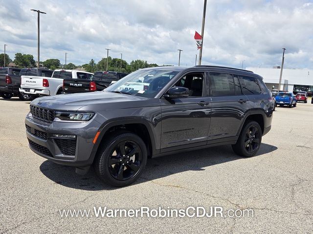 New 2026 Jeep Grand Cherokee L Limited w/ Limited Altitude Package RWD image 3