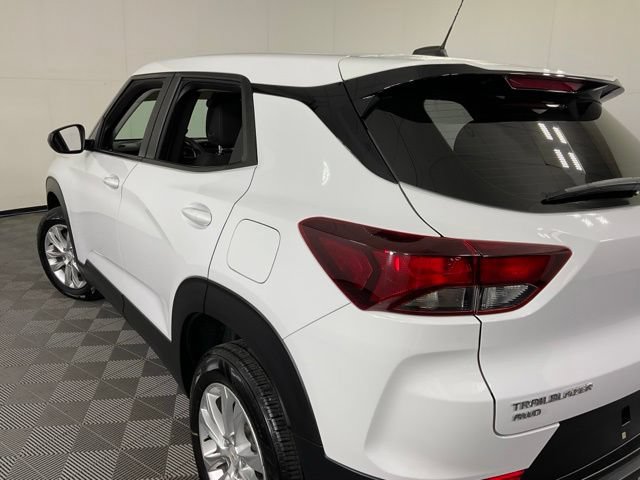 Used 2022 Chevrolet TrailBlazer LS AWD/4WD image 38