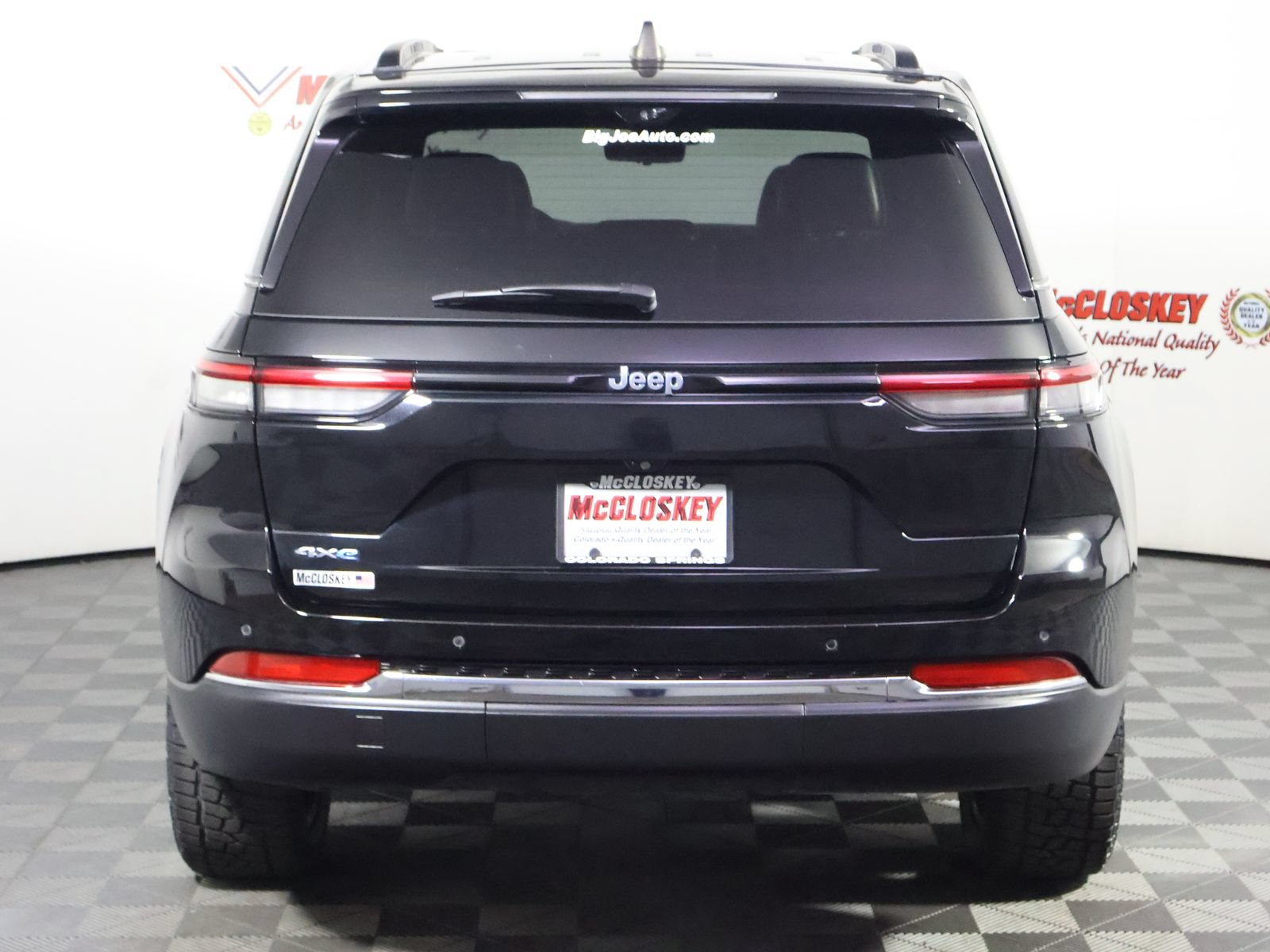 Used 2024 Jeep Grand Cherokee Limited 4xe w/ Luxury Tech Group II AWD/4WD image 5