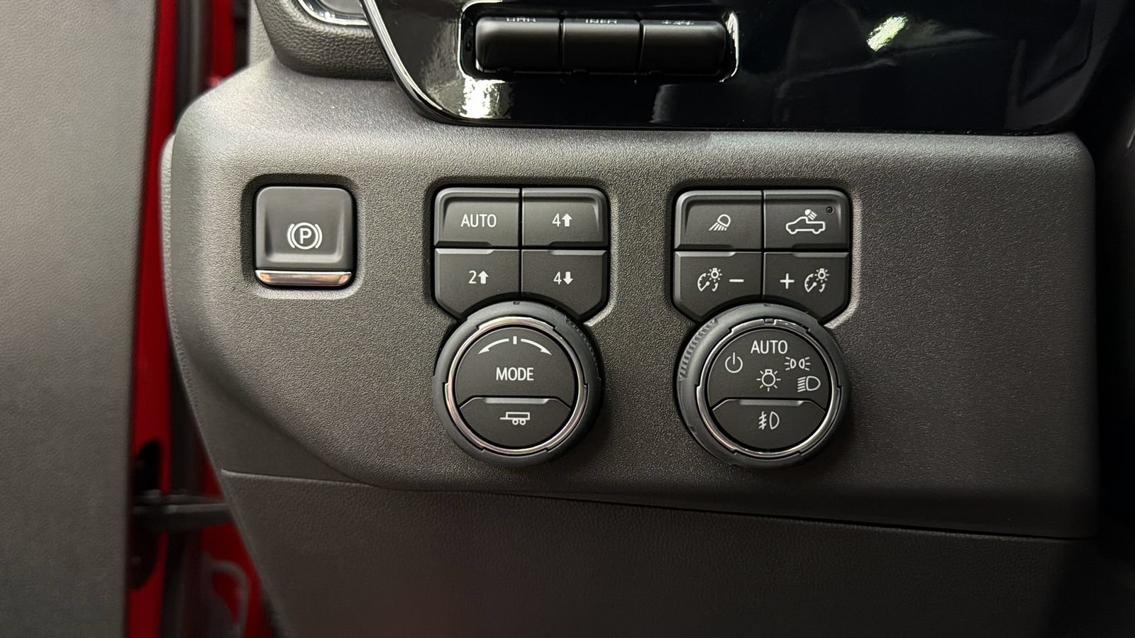 Used 2026 Chevrolet Silverado 1500 ZR2 w/ LPO, Dark Essentials Package AWD/4WD image 31