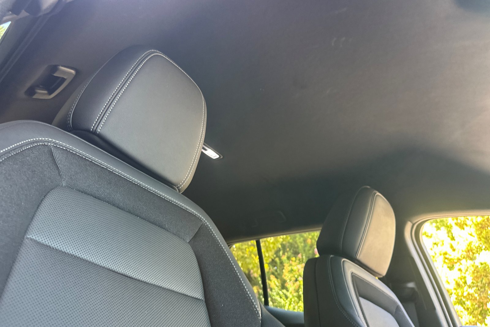Used 2024 Chevrolet Equinox EV LT FWD image 20
