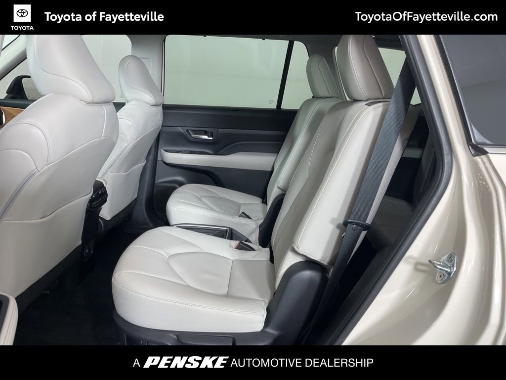 Used 2024 Toyota Grand Highlander Limited image 24