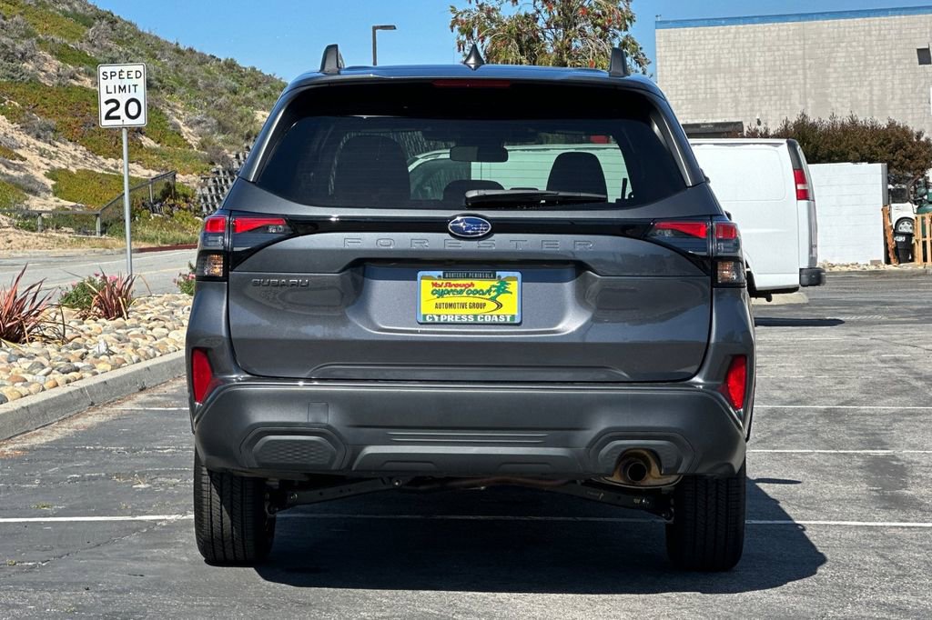 Used 2026 Subaru Forester Premium image 5