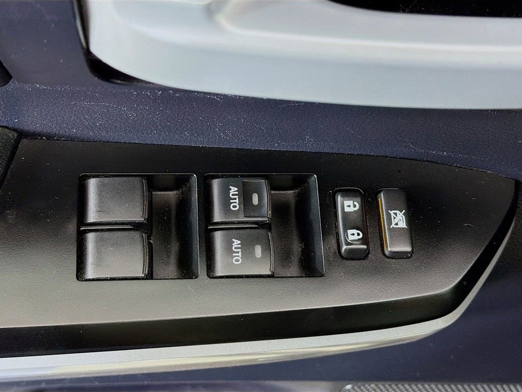 Used 2016 Toyota Tundra Limited image 28