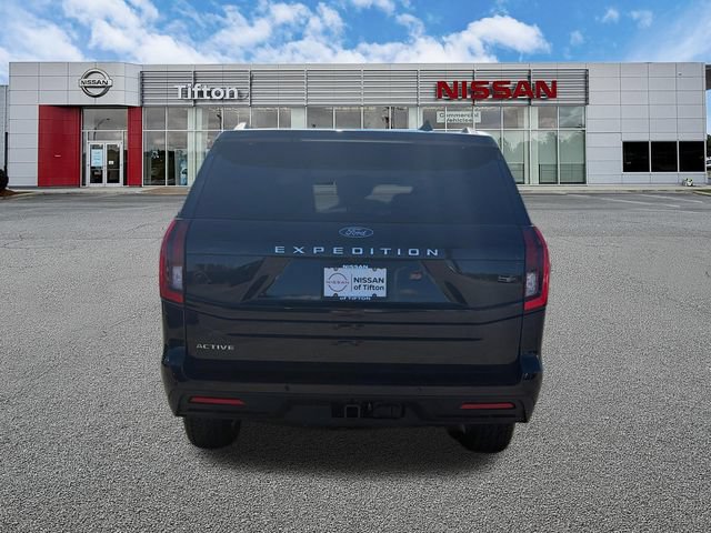 Used 2025 Ford Expedition Active AWD/4WD image 6