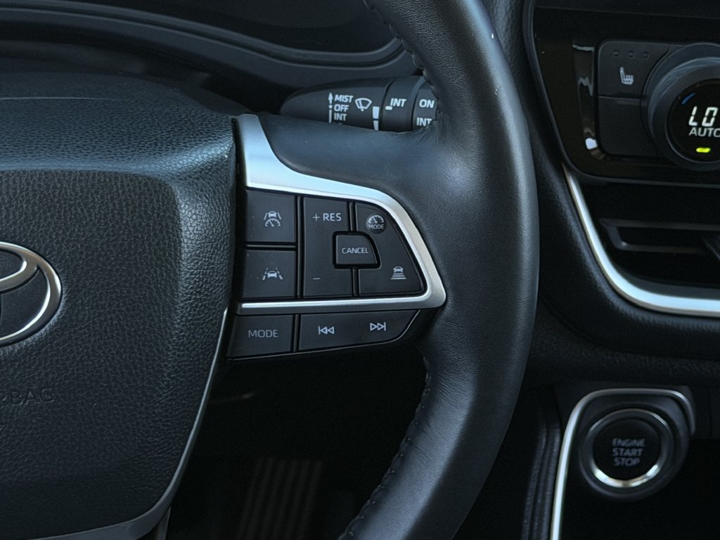 Used 2024 Toyota Grand Highlander FWD image 15