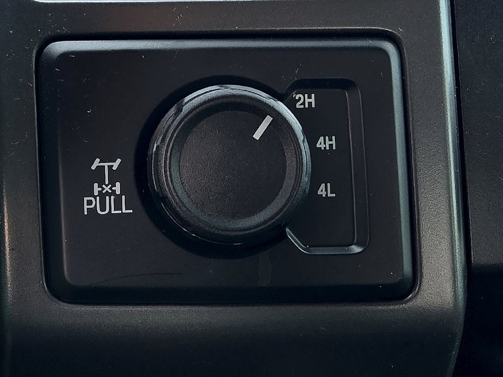 Used 2019 Ford F150 XLT w/ Equipment Group 302A Luxury AWD/4WD image 14