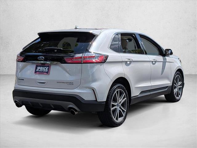 Used 2019 Ford Edge Titanium w/ Equipment Group 301A FWD image 5