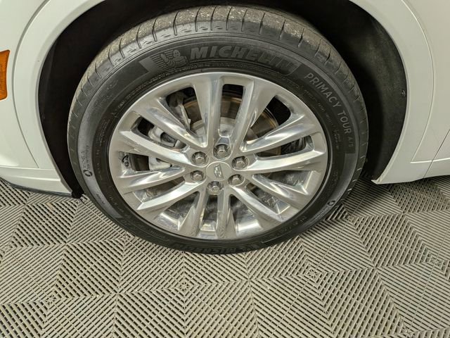 Certified 2023 Cadillac XT6 Premium Luxury w/ LPO, Floor Liner Package AWD/4WD image 38