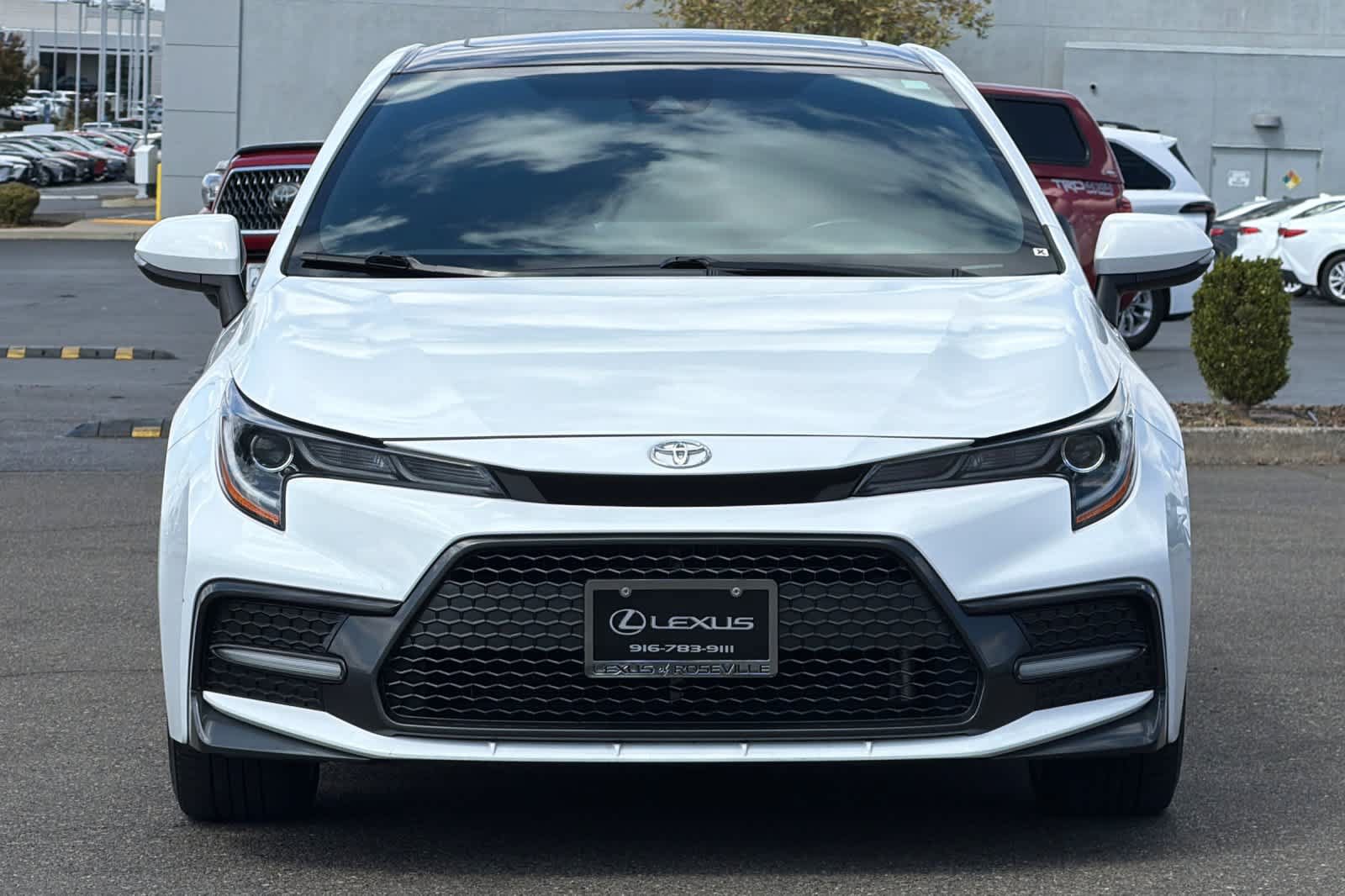 Used 2022 Toyota Corolla SE w/ SE Premium Package FWD image 10