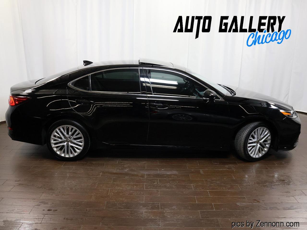 Used 2018 Lexus ES 350 w/ Luxury Package w/Wood Trim FWD image 11