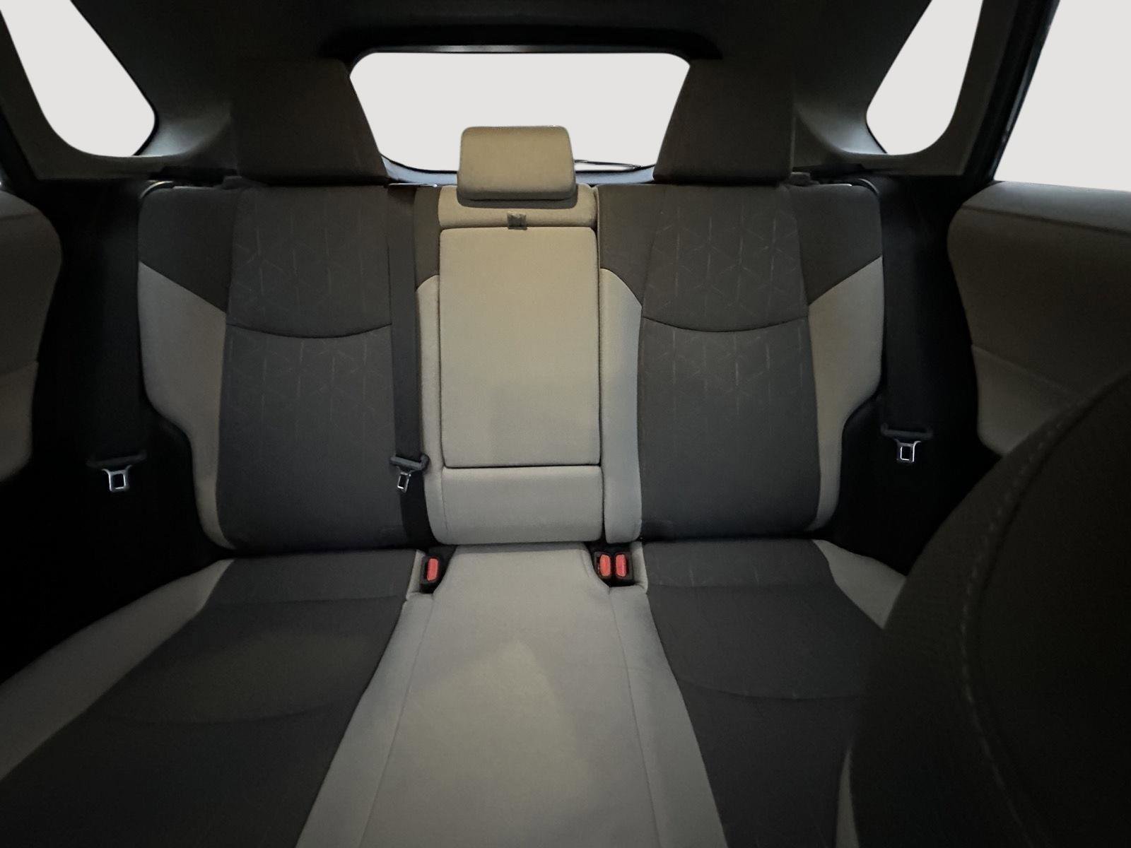 Certified 2022 Toyota RAV4 XLE image 46