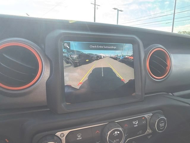 Used 2021 Jeep Gladiator Mojave AWD/4WD image 38