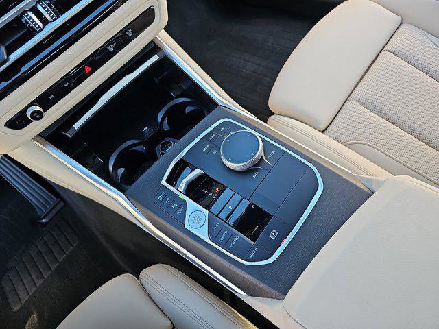 Used 2024 BMW 330i Sedan w/ Convenience Package image 25
